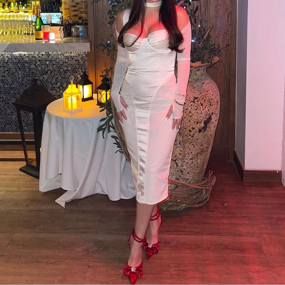 Ivory house of CB midi dress